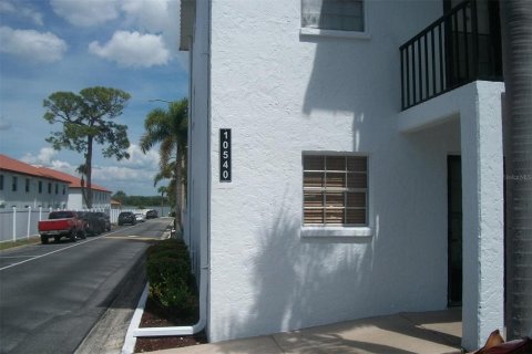 Condo in Seminole, Florida, 1 bedroom № 2114247
