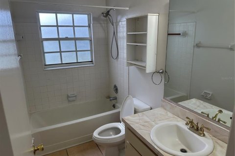 Villa ou maison à louer à Ocala, Floride: 3 chambres, 107.02 m2 № 2408151 - photo 11