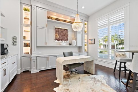 Casa en venta en Bradenton, Florida, 5 dormitorios, 516.54 m2 № 1801644 - foto 10