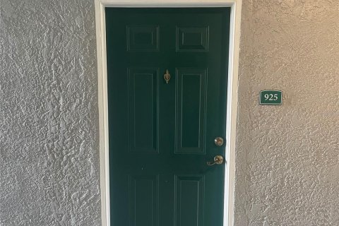 Condominio en alquiler en Tampa, Florida, 1 dormitorio, 68 m2 № 1886837 - foto 2