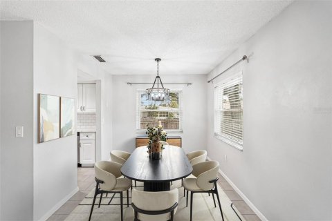 Casa en venta en Sarasota, Florida, 2 dormitorios, 98.2 m2 № 2385977 - foto 10