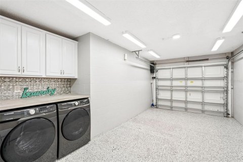 Casa en venta en Sarasota, Florida, 2 dormitorios, 98.2 m2 № 2385977 - foto 26