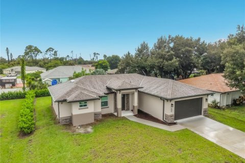 Villa ou maison à vendre à Port Charlotte, Floride: 3 chambres, 138.05 m2 № 2410172 - photo 3