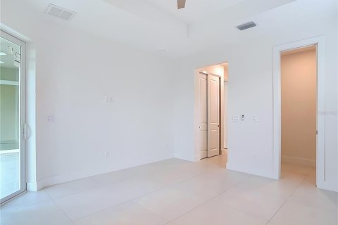 Villa ou maison à vendre à Port Charlotte, Floride: 3 chambres, 138.05 m2 № 2410172 - photo 19