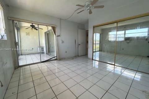 Купить кондоминиум в Майами, Флорида 1 спальня, 61.32м2, № 1667417 - фото 8