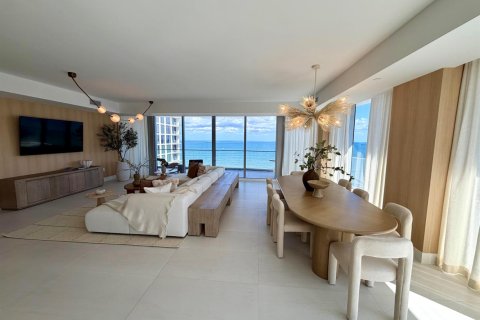 Condo in Fort Lauderdale, Florida, 3 bedrooms № 2429935 - photo 17