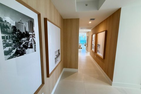 Condo in Fort Lauderdale, Florida, 3 bedrooms № 2429935 - photo 23