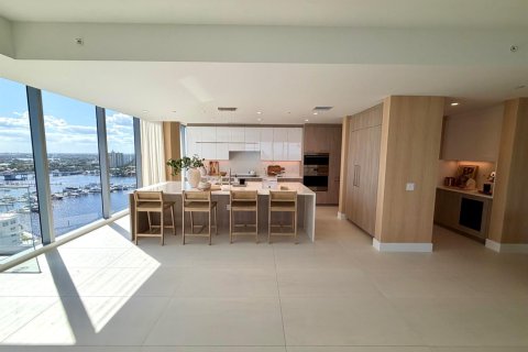 Condo in Fort Lauderdale, Florida, 3 bedrooms № 2429935 - photo 15