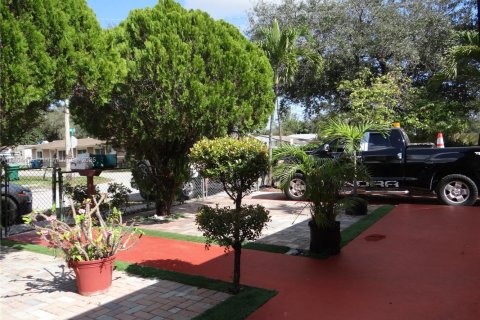 Купить виллу или дом в Майами, Флорида 2 спальни, 137.68м2, № 1957720 - фото 8