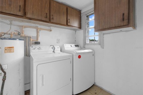 House in Tampa, Florida 3 bedrooms, 108.51 sq.m. № 2405055 - photo 25