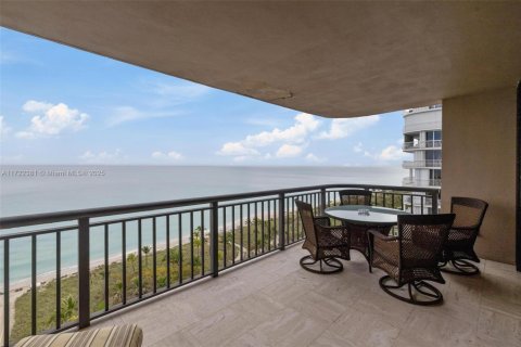 Copropriété à vendre à Bal Harbour, Floride: 3 chambres, 218.6 m2 № 2088465 - photo 3
