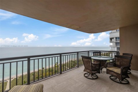Copropriété à vendre à Bal Harbour, Floride: 3 chambres, 218.6 m2 № 2088465 - photo 6