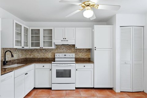 Copropriété à vendre à Bradenton, Floride: 3 chambres, 151.62 m2 № 2398795 - photo 8