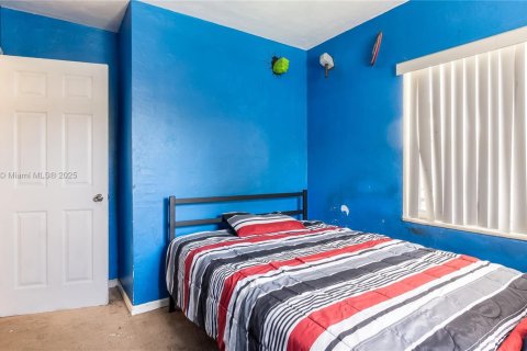 House in Miramar, Florida 3 bedrooms, 117.24 sq.m. № 1980478 - photo 24