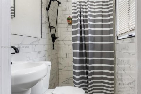 House in Miramar, Florida 3 bedrooms, 117.24 sq.m. № 1980478 - photo 17