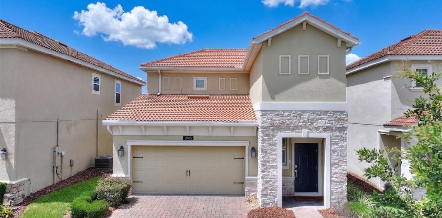 Villa ou maison à Davenport, Floride 3 chambres, 181.16 m2 № 2201310