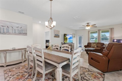 Villa ou maison à vendre à Davenport, Floride: 3 chambres, 181.16 m2 № 2201310 - photo 11