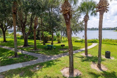 Condo in Maitland, Florida, 1 bedroom  № 1909844 - photo 26