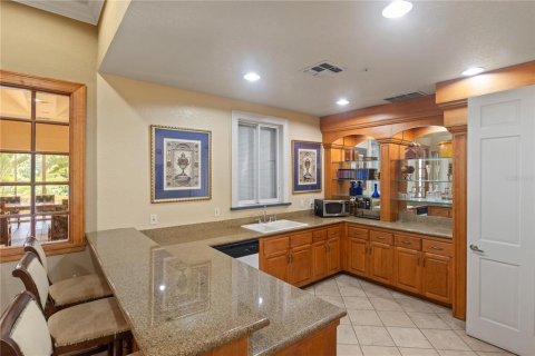 Condo in Maitland, Florida, 1 bedroom  № 1909844 - photo 18