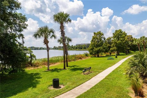 Condo in Maitland, Florida, 1 bedroom  № 1909844 - photo 25