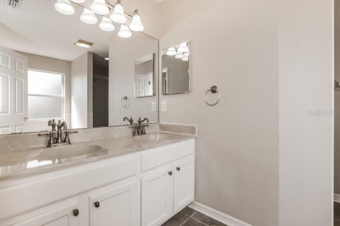 Villa ou maison à louer à Fish Hawk, Floride: 4 chambres, 273.5 m2 № 2380456 - photo 15