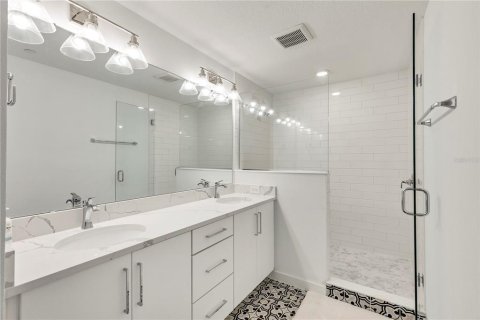 Adosado en alquiler en Orlando, Florida, 3 dormitorios, 185.62 m2 № 1877139 - foto 20