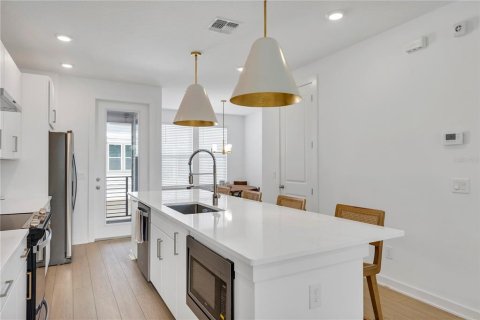 Adosado en alquiler en Orlando, Florida, 3 dormitorios, 185.62 m2 № 1877139 - foto 8