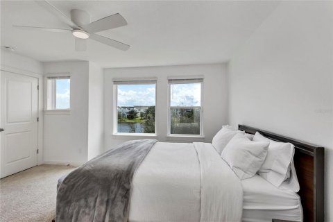 Townhouse in Orlando, Florida 3 bedrooms, 185.62 sq.m. № 1877139 - photo 17