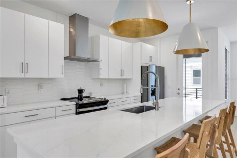Adosado en alquiler en Orlando, Florida, 3 dormitorios, 185.62 m2 № 1877139 - foto 9