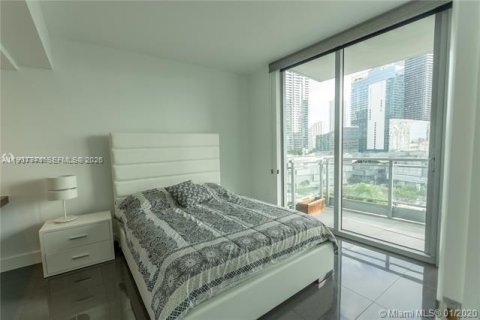 Condominio en alquiler en Miami, Florida, 2 dormitorios, 103.12 m2 № 1995422 - foto 7