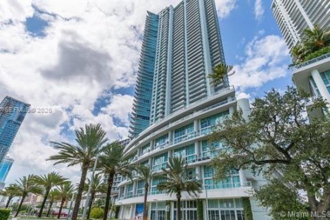 Condo à Miami, Floride, 2 chambres  № 1995422