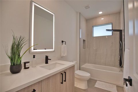 Casa en venta en Venice, Florida, 4 dormitorios, 148.55 m2 № 1803322 - foto 16