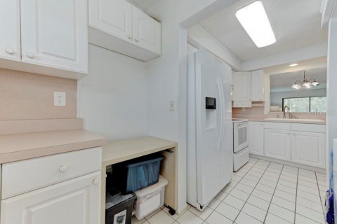 Copropriété à vendre à Sarasota, Floride: 3 chambres, 136.19 m2 № 1798653 - photo 13