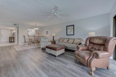 Copropriété à vendre à Sarasota, Floride: 3 chambres, 136.19 m2 № 1798653 - photo 20