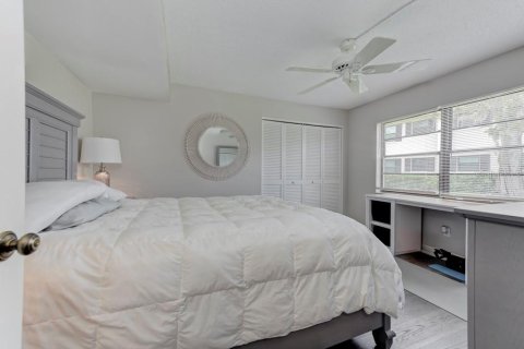 Copropriété à vendre à Sarasota, Floride: 3 chambres, 136.19 m2 № 1798653 - photo 24