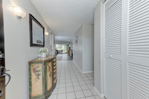 Copropriété à vendre à Sarasota, Floride: 3 chambres, 136.19 m2 № 1798653 - photo 8