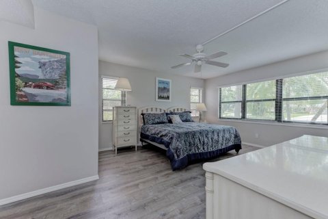 Copropriété à vendre à Sarasota, Floride: 3 chambres, 136.19 m2 № 1798653 - photo 27