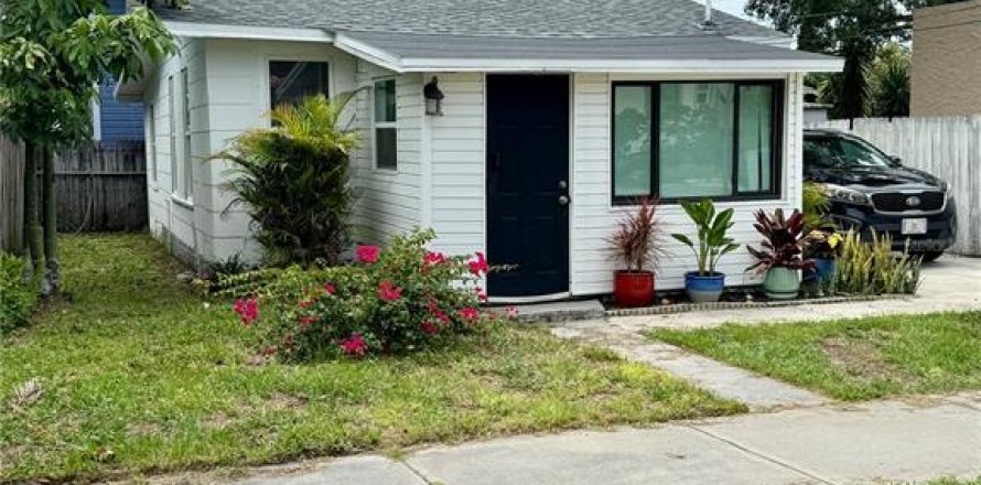 Villa ou maison à MAGNOLIA PARK à Clearwater, Floride 2 chambres, 73.02 m2 № 2129924