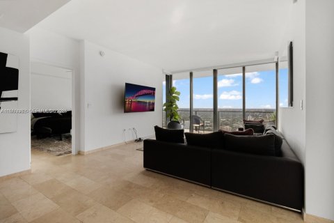 Купить кондоминиум в Майами, Флорида 2 спальни, 130.16м2, № 2027745 - фото 8