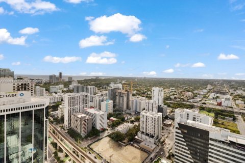 Купить кондоминиум в Майами, Флорида 2 спальни, 130.16м2, № 2027745 - фото 20