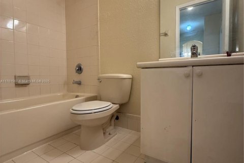 Condo in Homestead, Florida, 3 bedrooms  № 1874557 - photo 16