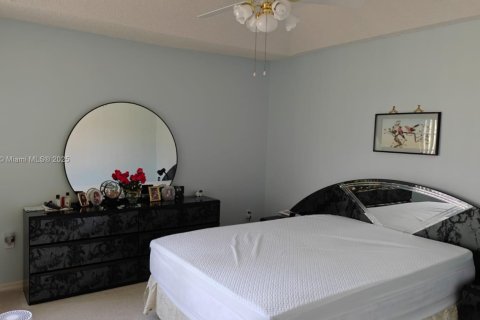 Townhouse in Miramar, Florida 3 bedrooms, 116.59 sq.m. № 1708752 - photo 18