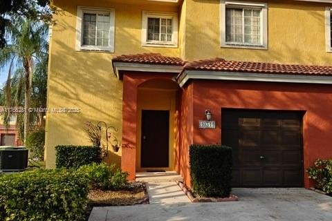 Townhouse in Miramar, Florida 3 bedrooms, 116.59 sq.m. № 1708752 - photo 1