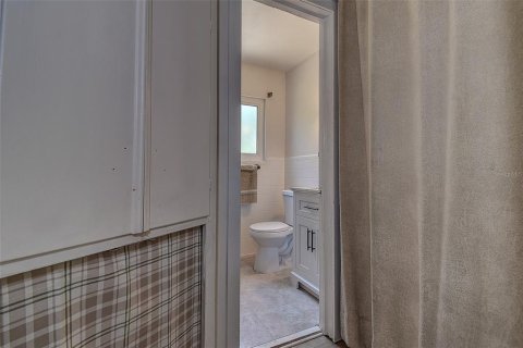 House in Dunedin, Florida 2 bedrooms, 93 sq.m. № 1833106 - photo 17