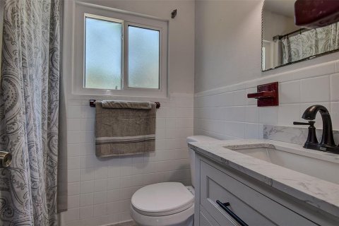 House in Dunedin, Florida 2 bedrooms, 93 sq.m. № 1833106 - photo 18
