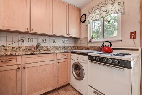 House in Dunedin, Florida 2 bedrooms, 93 sq.m. № 1833106 - photo 10