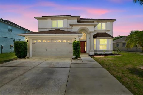 Villa ou maison à Riverview, Floride 6 chambres, 268.67 m2 № 2316867