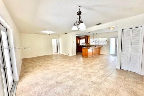 Casa en venta en Homestead, Florida, 3 dormitorios, 169.08 m2 № 1951480 - foto 2