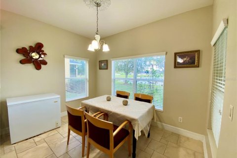 Casa en venta en Tampa, Florida, 5 dormitorios, 316.61 m2 № 2217071 - foto 10