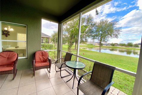 Casa en venta en Tampa, Florida, 5 dormitorios, 316.61 m2 № 2217071 - foto 3